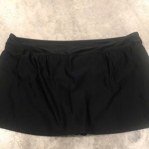Mynah Swim Skirt Bottoms Woman's Size 18W Black Resortwear Beach Cruise Slimming